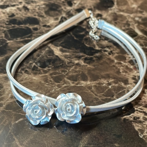 Silver Rose Choker Necklace - Picture 9 of 15